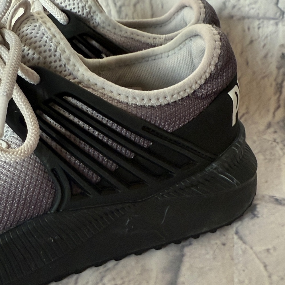 Puma Men's Gray and Black Athletic Shoes - Picture 3 of 8